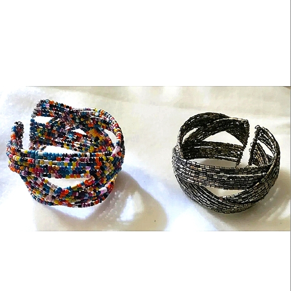 NEW Lot of 2 Women Fashion Bangle Bracelets. Knot Design. Seed Beads. - Picture 5 of 12